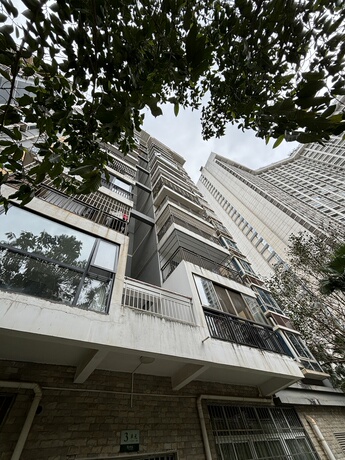 【凤岭名园】南宁市青秀区云景路33号凤岭名园1号楼3单元304号