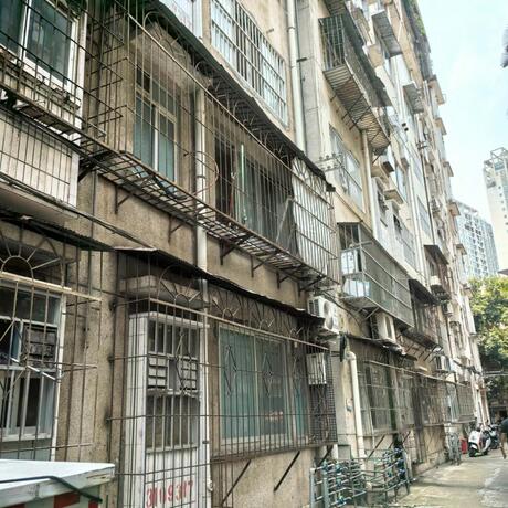 【七星路135号】南宁市青秀区七星路135号18栋2单元210号房产