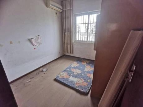 【澳华花园】南宁市兴宁区秀厢大道103号澳华花园18号楼4单元602号不动产