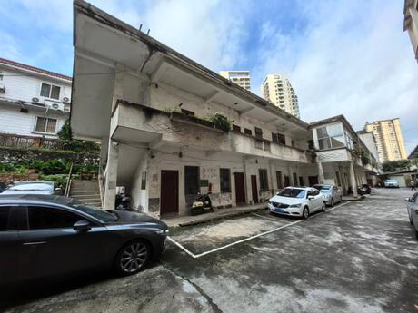 【广西民族语文印刷厂宿舍】南宁市兴宁区望州岭251号4栋(桂房证字第01086613号)