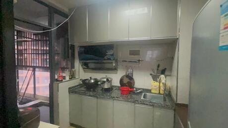 【香樟林】南宁市兴宁区望州南路188号香樟林住宅小区10号楼2404号不动产