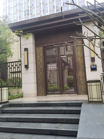 【龙光玖珑郡】南宁市良庆区平乐大道50号龙光·玫珑郡19号楼一层102号不动产