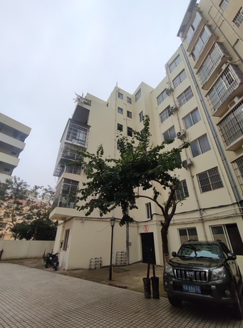 【金腾江湾】南宁市青秀区五合大道2号金腾江湾商住区1号楼403号不动产