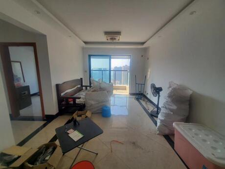 【荣和·千千树】南宁市青秀区佛子岭路11号荣和·千千树18号楼二十八层2805号房及屋内物品一批