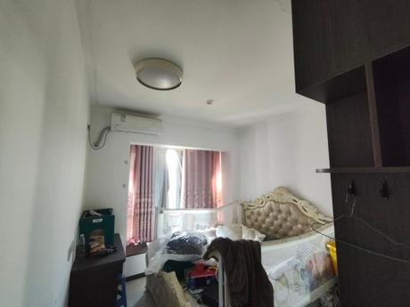 【绿地国际花都】南宁市良庆区平乐大道39号绿地国际花都18号楼1单元二十五层2501号房