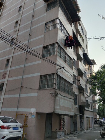 【北湖第二安居小区】南宁市西乡塘区秀厢大道55号北湖第二安居小区13号楼1单元601号不动产