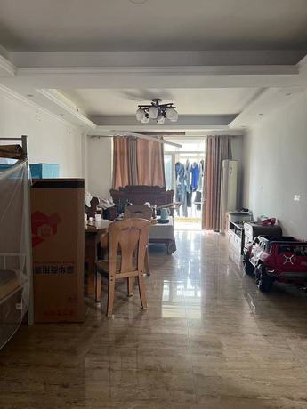 【凤岭名园】南宁市青秀区云景路33号凤岭名园1号楼2单元1703号房产【不动产权证书号:邕房权证字第02594443号、02594444号】