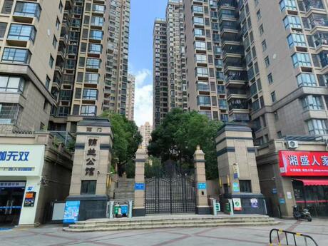 【锦兰公馆】南宁市江南区国凯大道东12号锦兰公馆6号楼八层801号房产