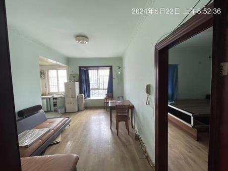 【大天下】南宁市西乡塘区唐山路6号大天下住宅楼B座B2302号不动产【含附着物及室内装饰】及不动产内家具物品一批
