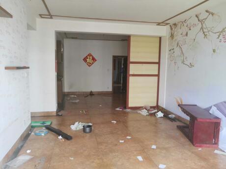 【同和华彩上湾】南宁市西乡塘区滨河路3号同彩上湾尚信阁B座1704号【不动产权证书号:邕房权证字第02264699号】房产
