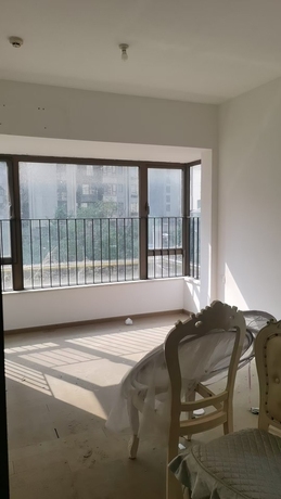 【龙光·玖珑臺】南宁市邕宁区江湾路2号龙光·玖珑臺19栋1单元二层205号不动产