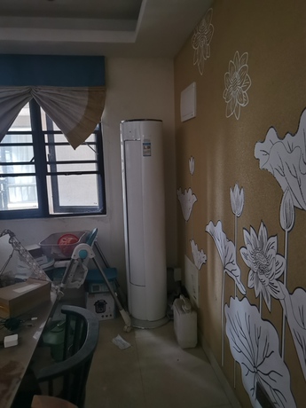 【龙光玖珑华府】南宁市青秀区长虹路7号万科城南区1号楼七层705号不动产及不动产内物品一批