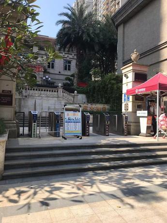 【南宁恒大御景】南宁市良庆区红玉路4号南宁恒大御景1号楼二十四层2401房产