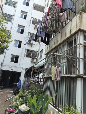 【桃花源】南宁市西乡塘区安园东路9号桃花源B组团3号楼3单元304号房