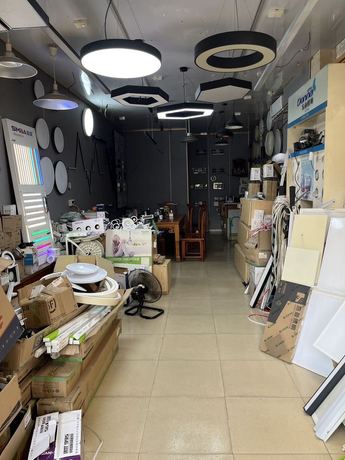 【澳华花园】南宁市兴宁区秀厢大道103号澳华花园10号楼7单元10-41号商铺【不动产权证书号:邕房权证字第02359880号、02359881号】
