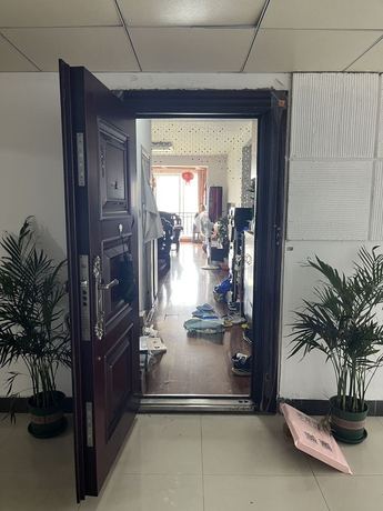 【展厦商住综合楼】南宁市青秀区民族大道125号展厦商住综合楼B单元13层1301号房产【不动产权证书号:邕房权证字第02357807号】