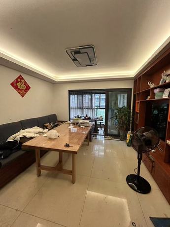 【金域滨江】南宁市邕宁区蒲庙镇江湾路1-1号金域滨江20号楼1单元四层401号不动产
