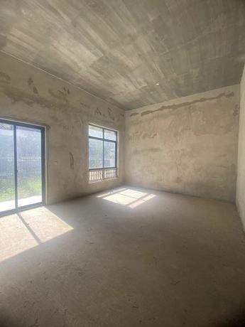 【八桂凤凰城·凤江园】南宁市江南区友谊路吴圩段69-1号八桂凤凰城·凤江园11号楼105号不动产