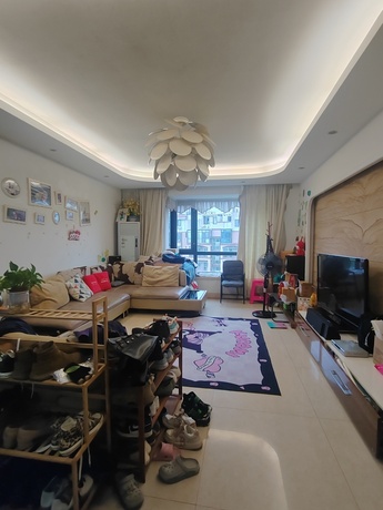 【龙盘小区】南宁市青秀区越秀路3号龙盘小区3号楼2单元0501号房产