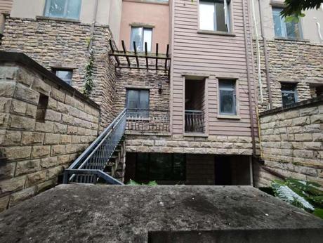 【南郡7英里】成都市高新区中和姐儿堰路152号25栋1楼4号房屋