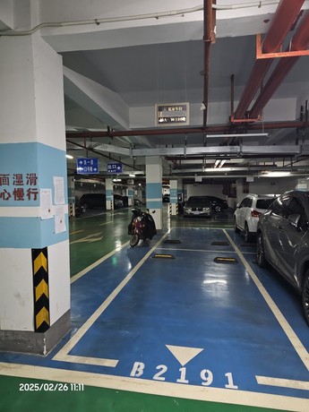 【美泉1612(带车位)】南宁市青秀区云景路29号美泉1612A13号楼十四层1403号房及地下室B2191号车位
