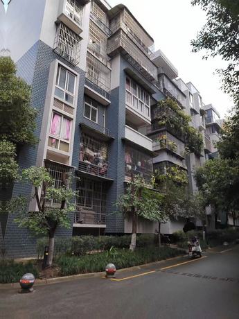 【蜀州花园(简阳)】成都市简阳市射洪坝街道办事处射洪路南段285号6栋2单元2层1号住宅及室内动产