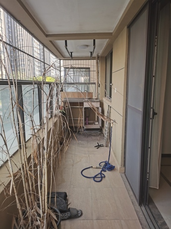 【融创·九棠府】南宁市良庆区玉洞大道56号融创·九棠府17号楼二层201号不动产