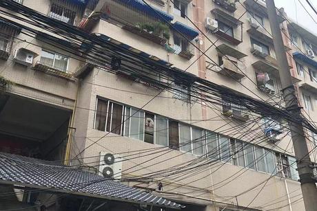 【幸福商业城】都江堰市灌口镇建设路幸福商业城1栋2单元5楼2-6号