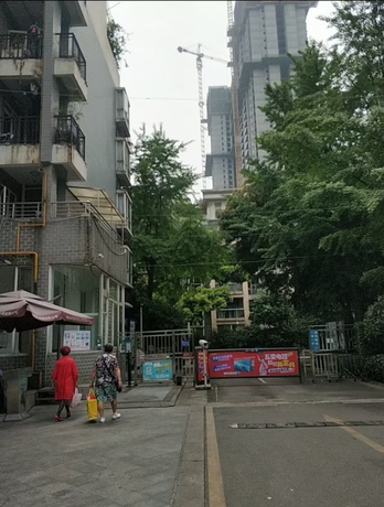 【金沙园二期】成都市青羊区青羊大道207号金沙园二期21栋2单元6楼1号