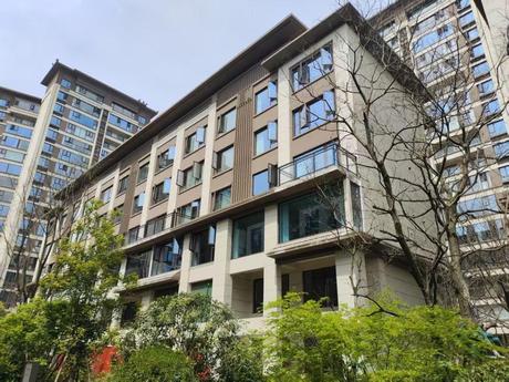 【天彭街道龙安社区2组99号】成都市彭州市天彭街道龙安社区2组99号17栋1单元1层2号住宅用房
