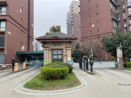 【香城润园】成都市新都区新民镇新堰路33号4栋1单元11层4号房屋