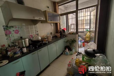 【文华园】南宁市西乡塘区大学路59号文华园33号楼2单元2层33-2-204号