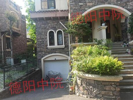 【东原金马湖壹号】位于成都市温江区金马镇金湖大道99号19栋1层1号的房产