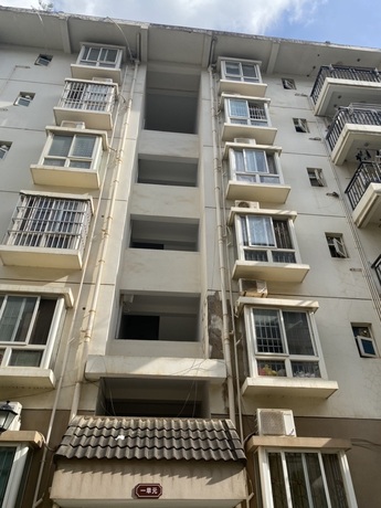 【江南馨园】位于南宁市江南区星光大道46号江南馨园7号楼1单元602号房产
