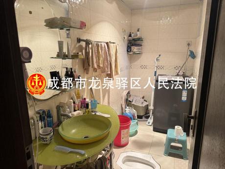【景华苑】龙泉驿区龙泉董郎路336号5栋3单元2层3号房屋