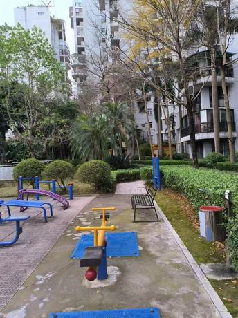 【半岛·香格里拉】南宁市青秀区英华路61号半岛·香格里拉水韵阁M座902号房屋