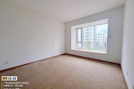 【万正·假日风景】南宁市青秀区仙葫大道中3号万正·假日风景四期6号楼2单元2层2-202号