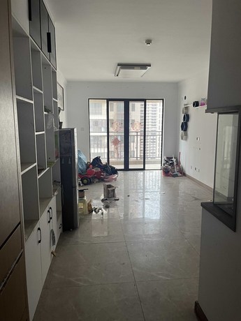 【中南紫云集】南宁市良庆区玉洞凤凰路182号中南紫云集14号楼十九层1905号不动产及不动产内家具物品一批