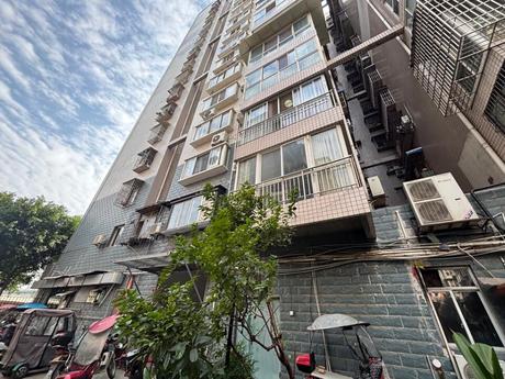 【罄和家园】简阳市简城镇红建路南段1-3幢17层4号