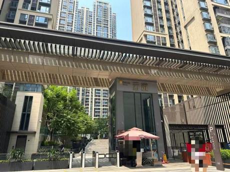 【华润云庭】成都市龙泉驿区大面金枫路68号1栋1单元41楼4104号房屋