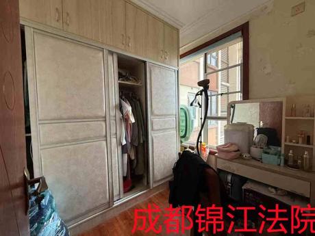 【世纪华府】彭州市致和镇西河东路555号2栋1单元24层2406号房屋