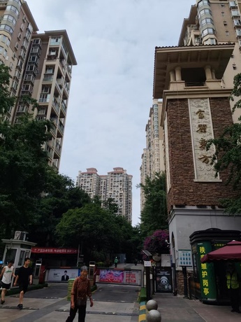 【富丽东方】四川省成都市成华区和美东路8号4栋1单元20楼2002号房产
