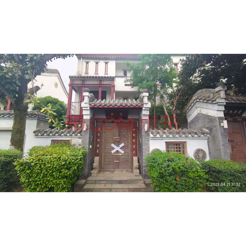 【盛世中华】成都市龙泉驿区同安街道幸福路37号盛世中华二期6栋1层1号房屋及附着装修