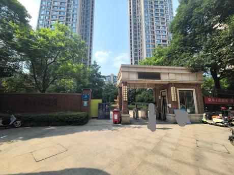 【保利林语溪】成都市成华区华实路11号6栋2层204号房屋