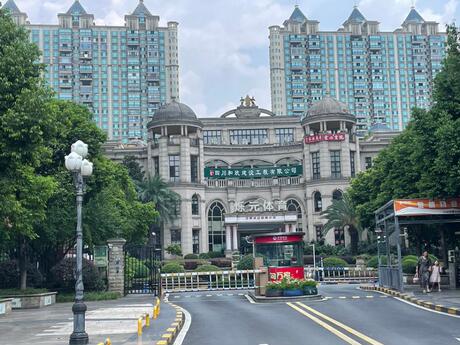 【恒大城】位于成都市温江区凤溪大道南段555号74栋1单元8楼802号