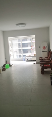 【悦桂融创云图之城樾湖居】南宁市江南区吴圩镇龙潭路19号悦桂融创云图之城樾湖居5号楼1单元六层603号不动产及不动产内家具物品一批