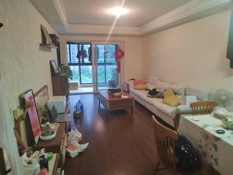 【万科第五城四期】成都市双流区九江街道康家堰路二段188号12栋2单元8层801号房屋及添附装修设施