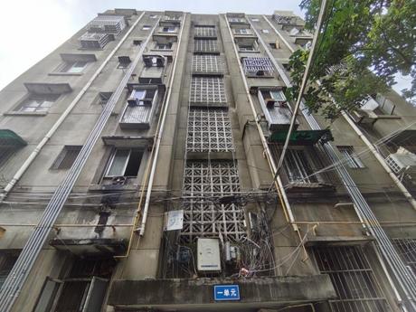 【红光小区(新都)】成都市新都区新都镇电子路145号4栋1单元3层7号房屋