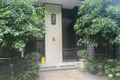 【金泉香槟城】位于四川省成都市龙泉驿区西河镇西河大道295号4栋2单元4层408号的公寓一处