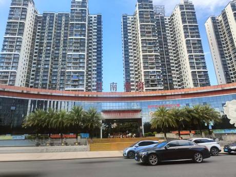【江南华府】南宁市江南区沙井大道56号江南华府8号楼1单元1702号房